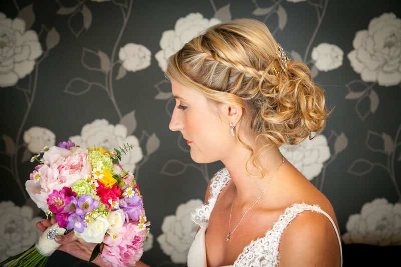 Wedding Hair Styles: The Ultimate Guide braided up do Wedding Hair Styles: The Ultimate Guide braided up do