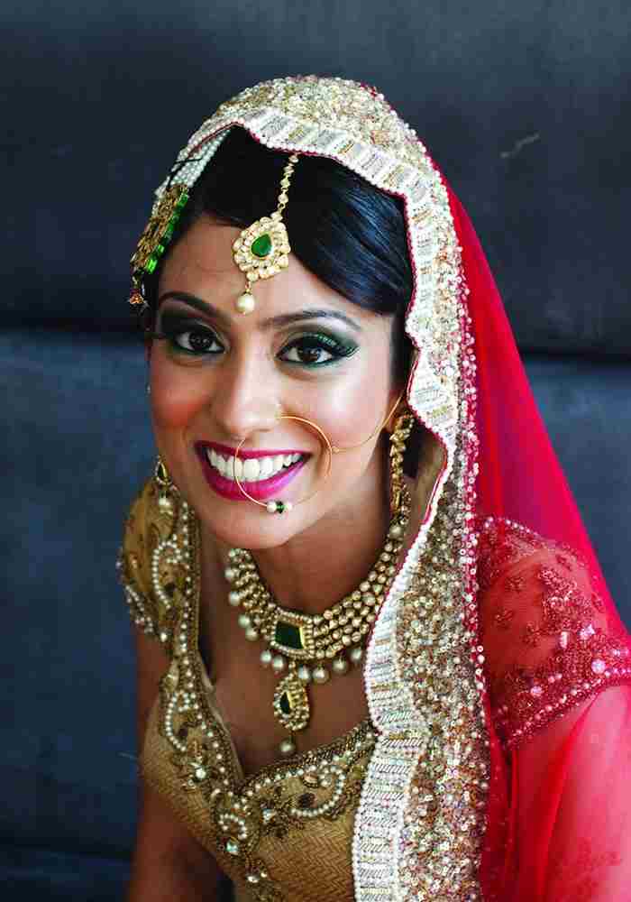 Wedding Hair Styles: The Ultimate Guide hair down with hindi veil ghoonghat Wedding Hair Styles: The Ultimate Guide hair down with hindi veil ghoonghat