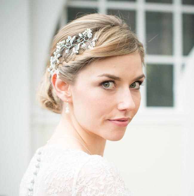 Wedding Hair Accessories: Your Guide to Bridal Hair Accessory Ideas bridal floral hair vine