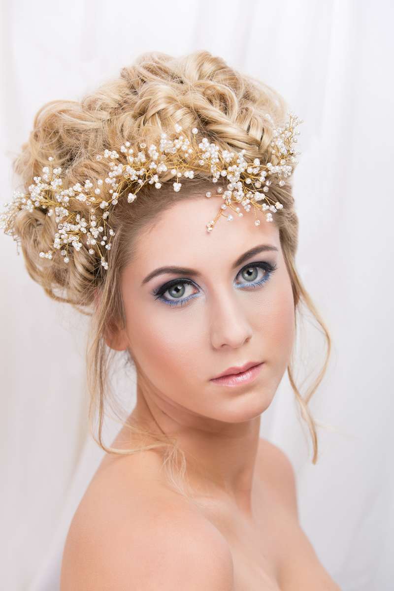Wedding Hair Styles: The Ultimate Guide spring hair up do