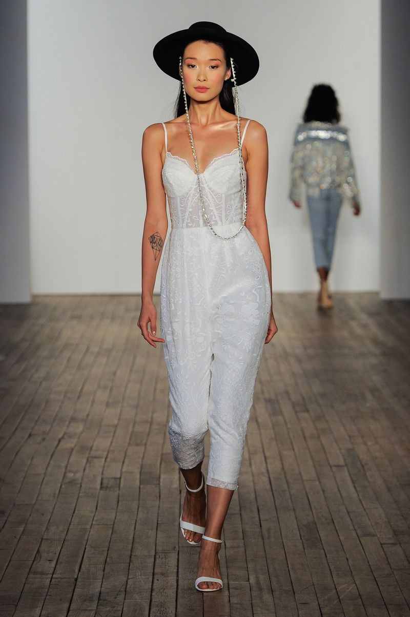 hayley-paige-wedding-dress-new-york-bridal-week hayley-paige-wedding-dress-new-york-bridal-week