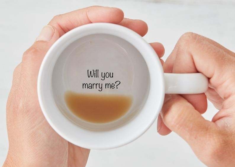 marry-me-mug-christmas-proposal-ideas
