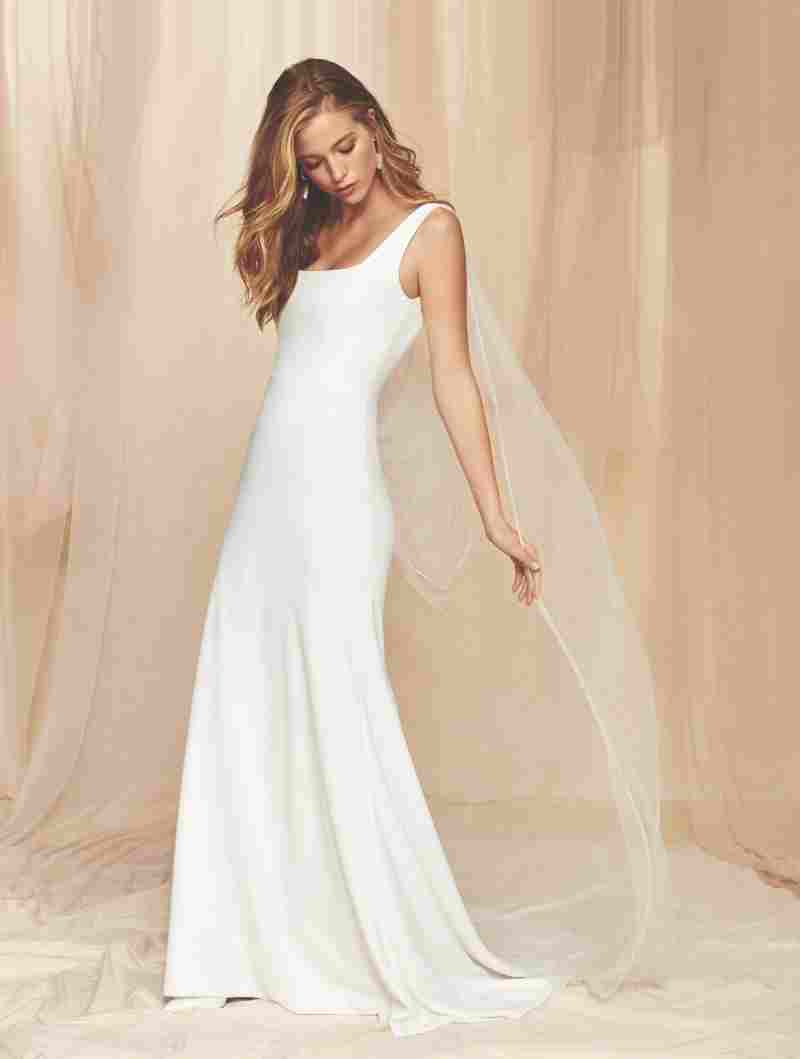 square-neck-wedding-dresses-new-york