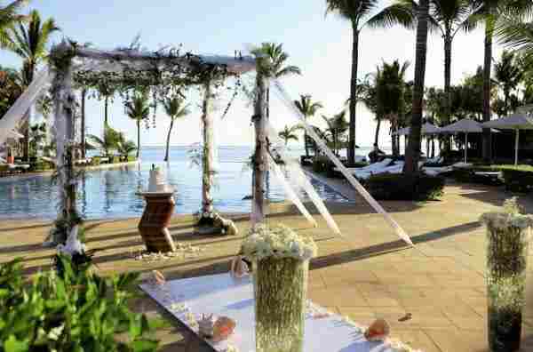 best-destination-wedding-locations-weddings-abroad-Sugar-Beach-Mauritius
