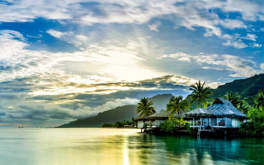 tahiti-long-haul-honeymoon-destinations